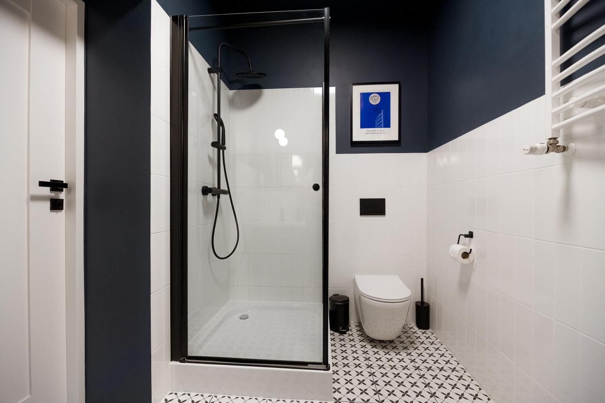Symetria Apartment